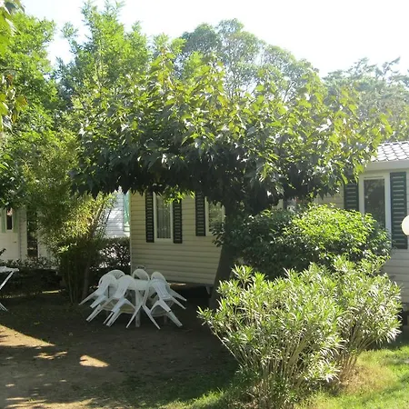 Le Rebau Camping Montblanc